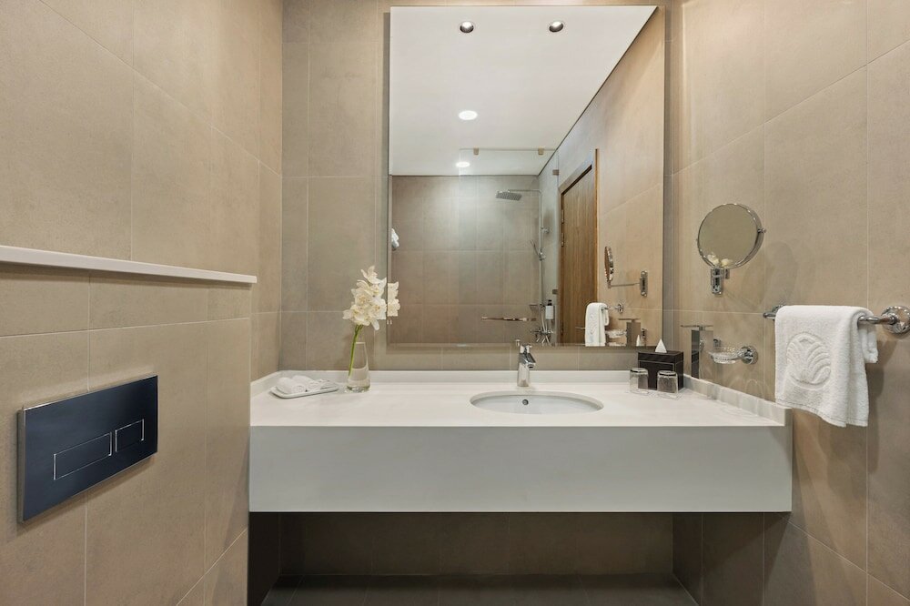 Фото Beach Bay Hotel Mirfa