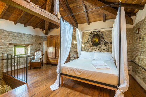Внешний вид отеля Borgo Cadonega Relais & SPA в Вьяно, фото 2