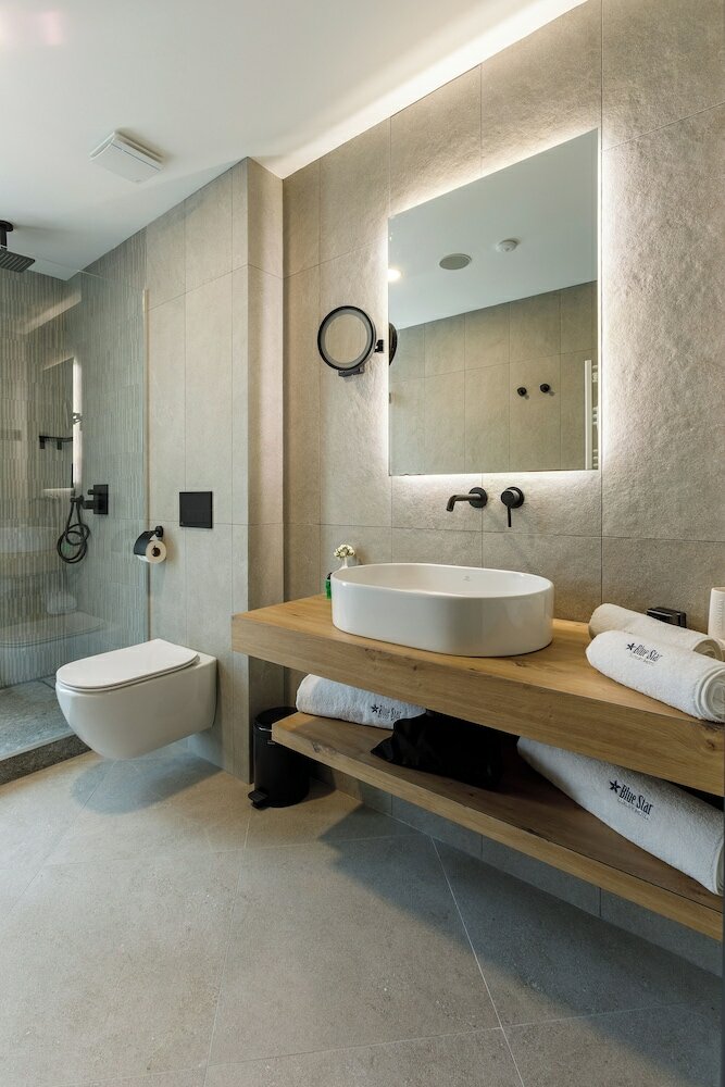 Фото Blue Star Luxury Hotel