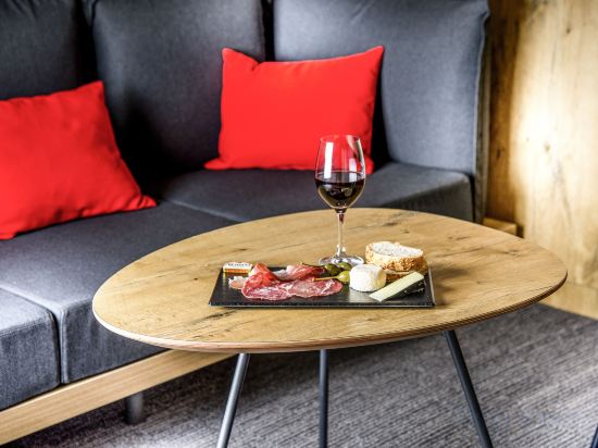 Фото Ibis Hyères Centre