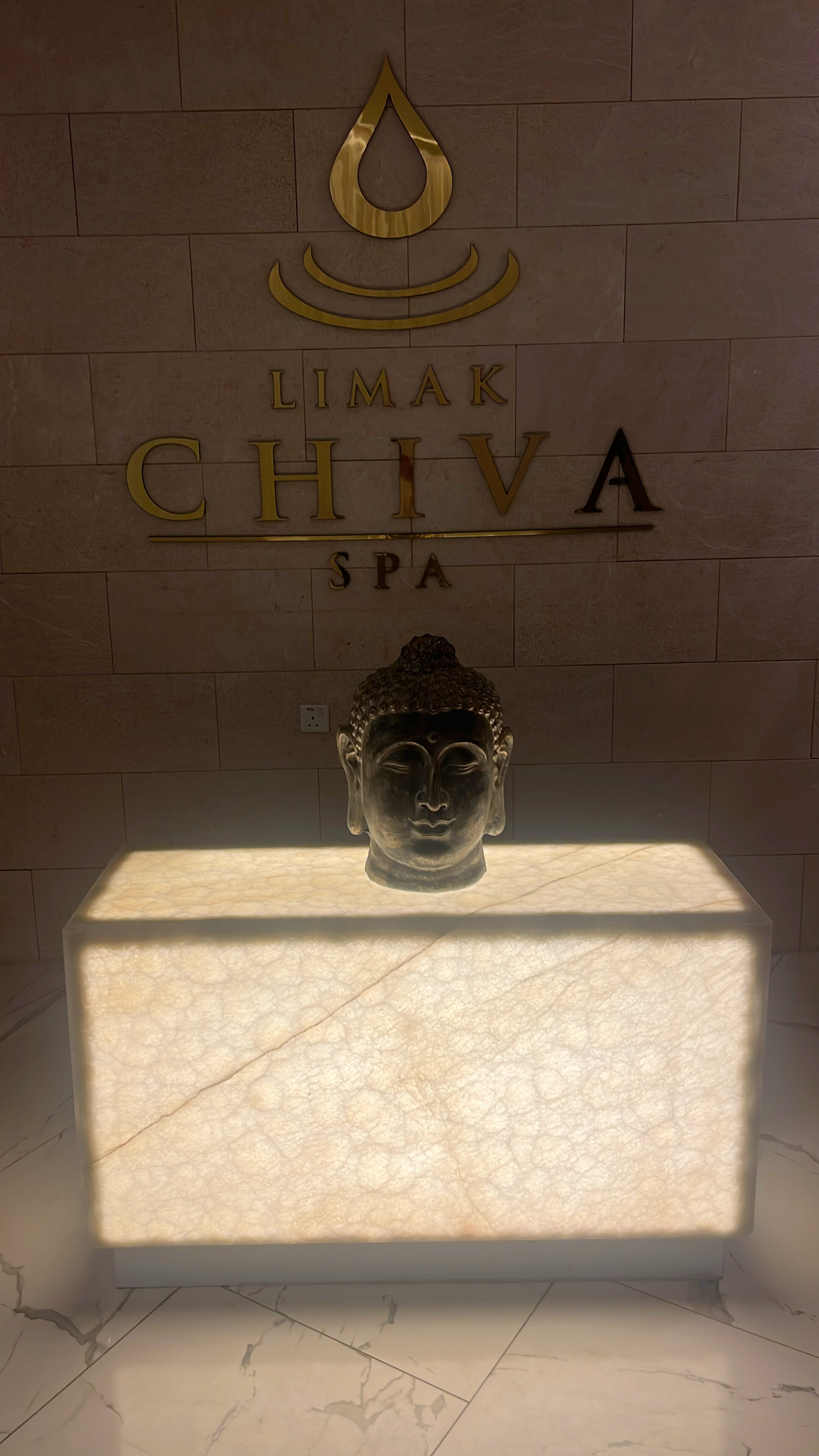 Фото Limak Cyprus Deluxe Hotel