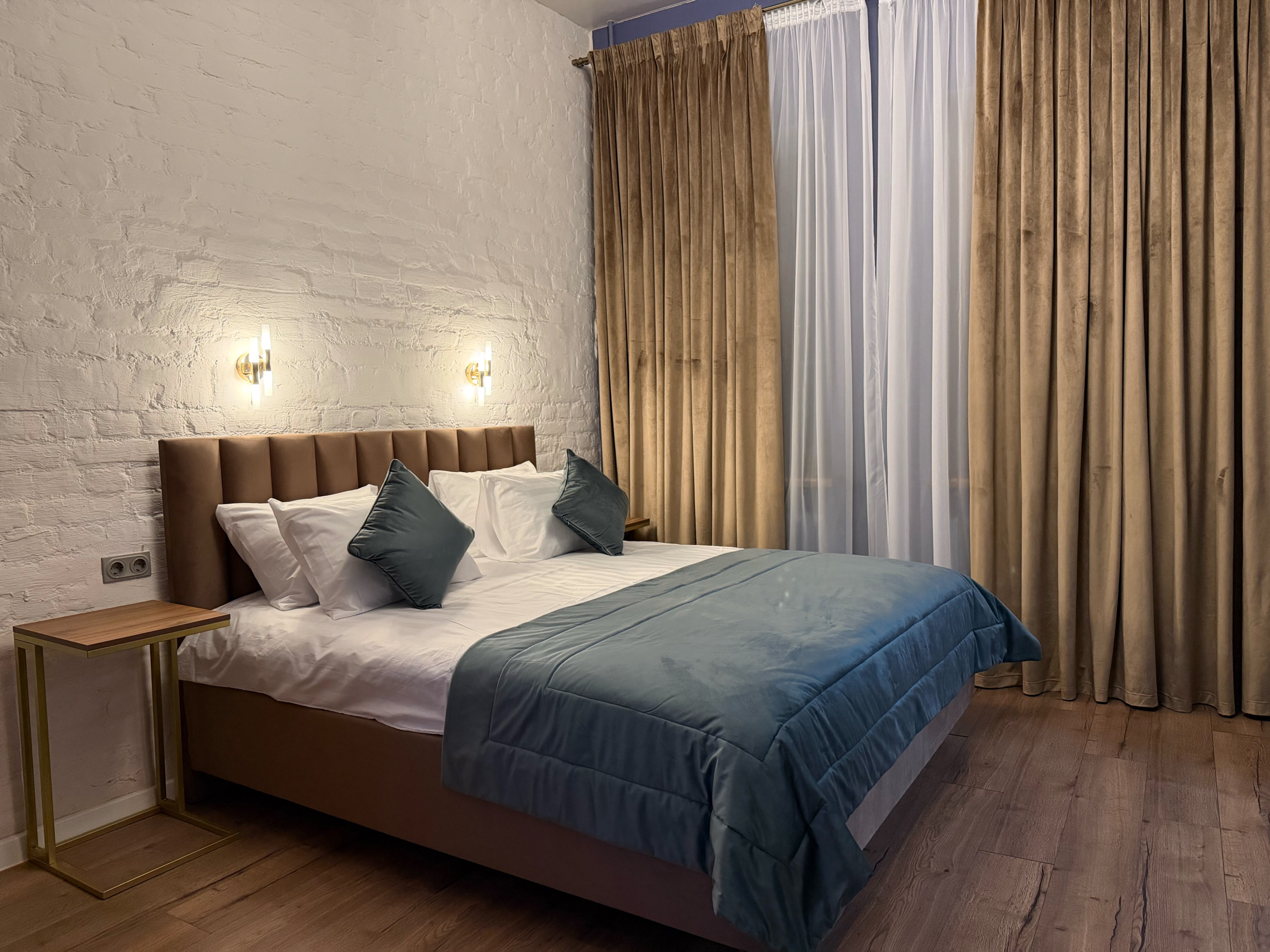 Фото отеля 2