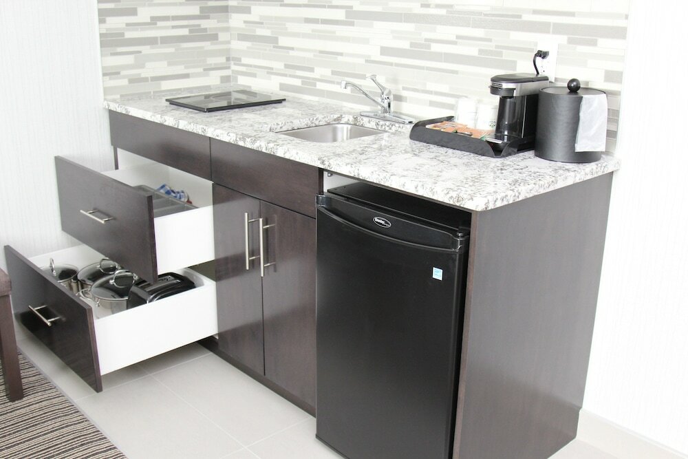 Фото Best Western Plus Airdrie Gateway