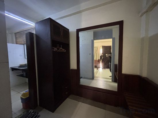 Фото Airport Inn