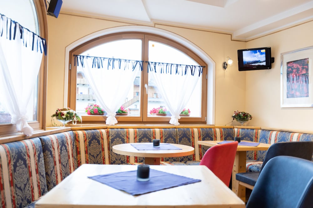 Фото Hotel Flora