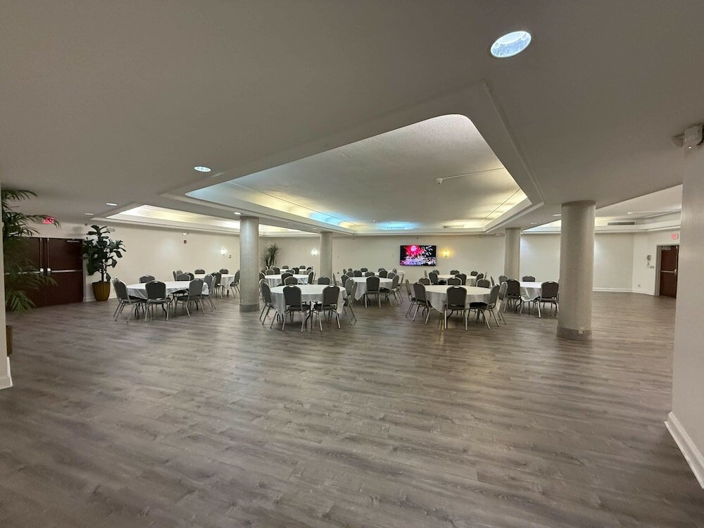 Фото Country Inn & Suites by Radisson, Downtown Albany New York