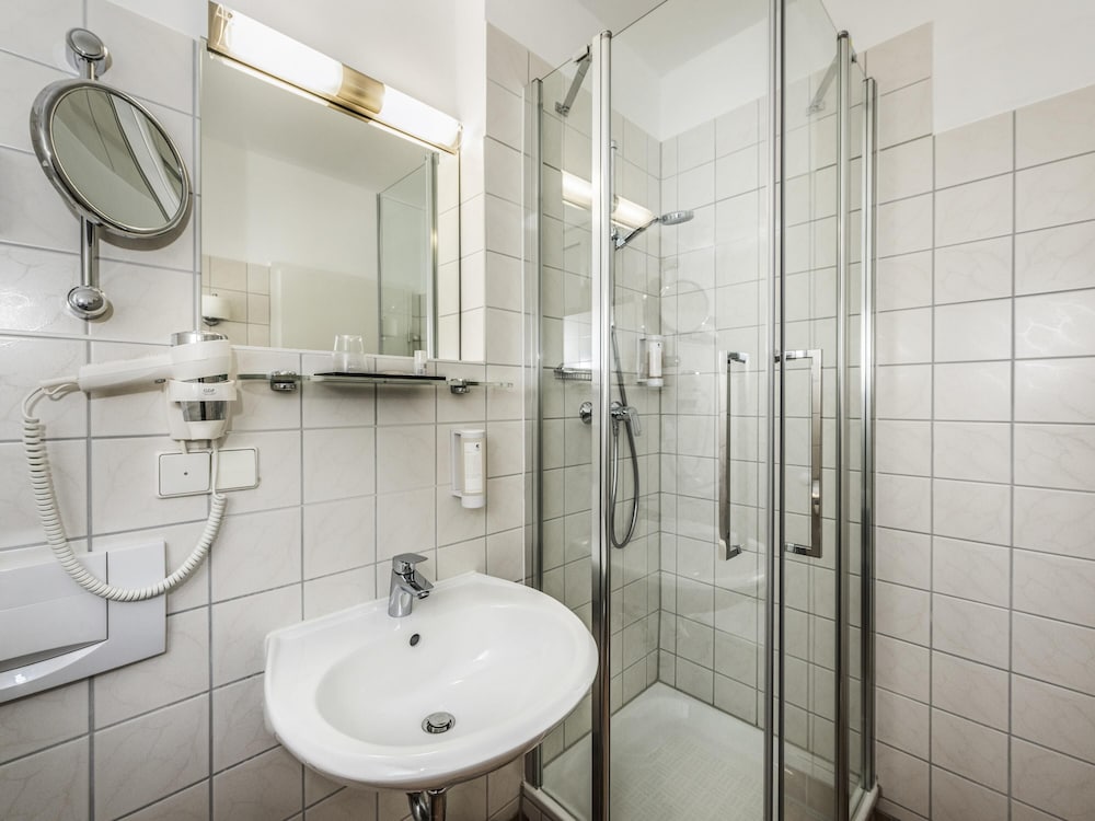 Фото Ibis Styles Offenburg City