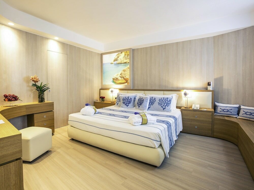 Фото Mercure Olbia