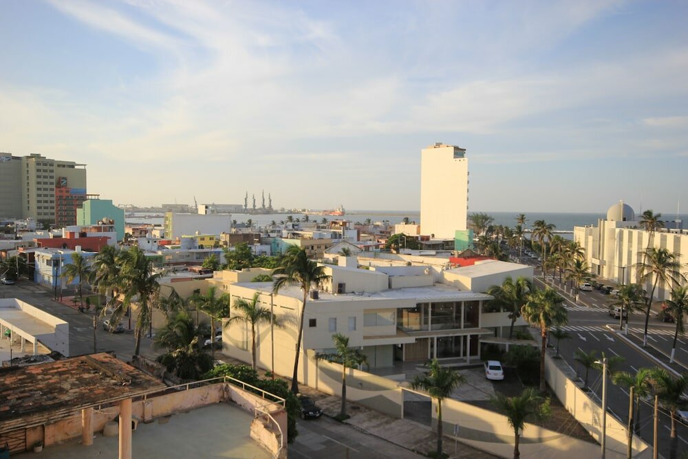 Фото Howard Johnson Hotel Veracruz