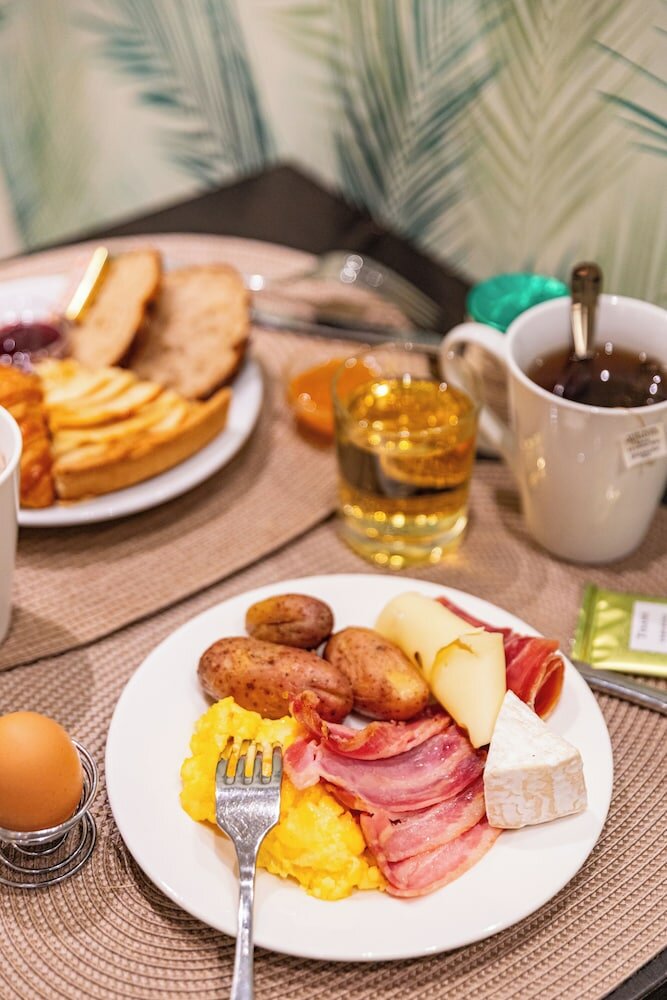 Фото Hotel Claude Bernard Saint Germain