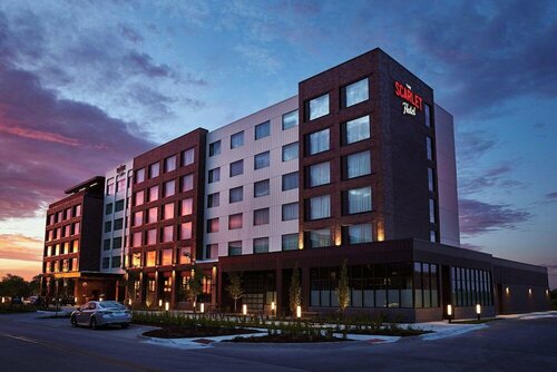 Гостиница The Scarlet, Lincoln, a Tribute Portfolio Hotel в Линкольне