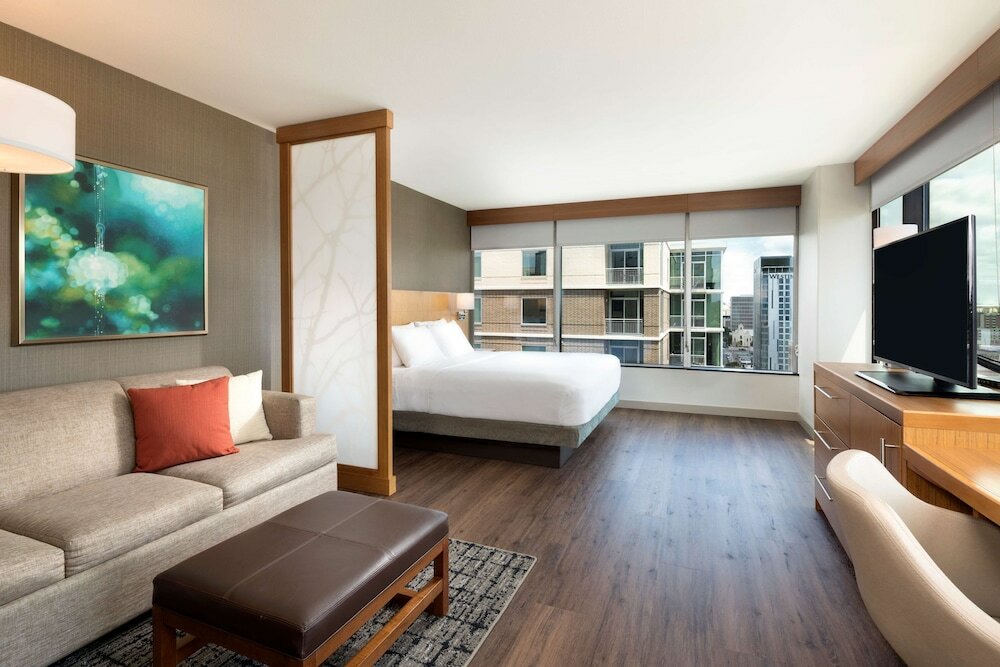 Фото Hyatt Place Austin Downtown