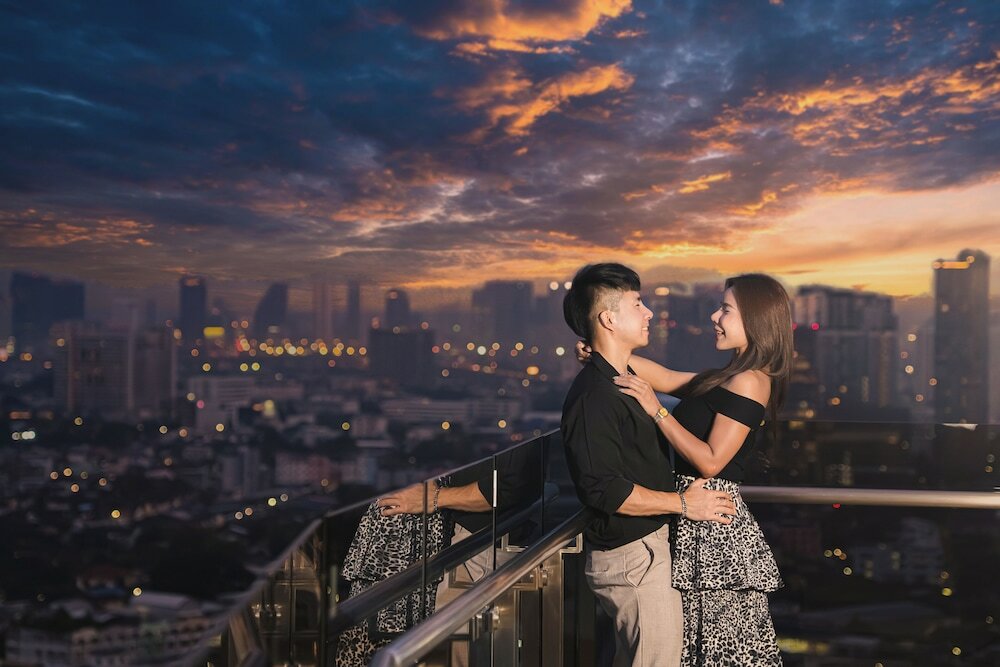 Фото Oakwood Suites Tiwanon Bangkok
