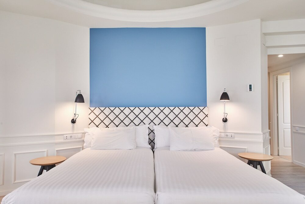 Фото Hotel Silken Rio Santander