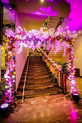 Гостиница Hotel Prince Viraj в Джабалпуре