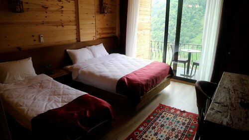 Гостиница Yamaçda Suit Otel в Ардешене
