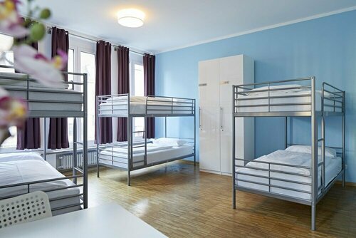 Гостиница Nonstop Hotel - Übernacht Hostel Augsburg в Аугсбурге