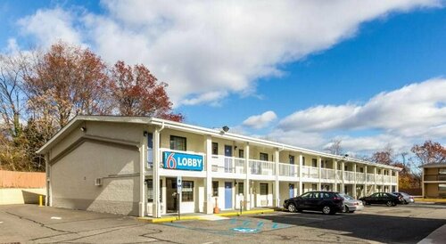 Гостиница Motel 6 New Brunswick в Нью Брансуике
