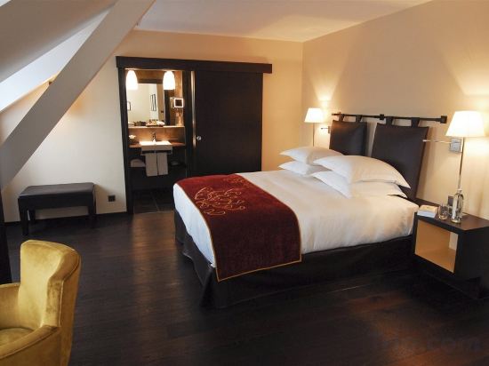 Фото Eastwest Hotel