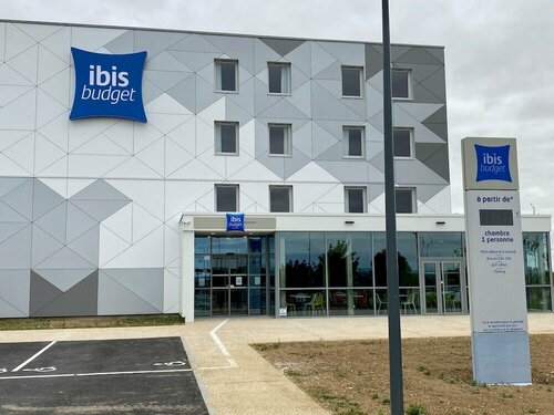 Гостиница ibis budget Beauvais Airport в Бове