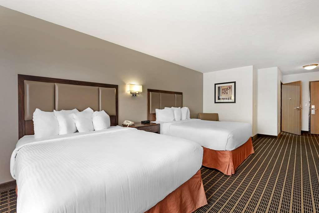 Фото Best Western Plus Eagleridge Inn & Suites