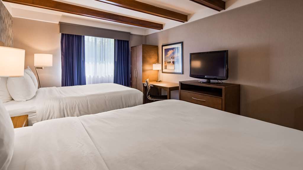 Фото Best Western Plus Portsmouth Hotel & Suites