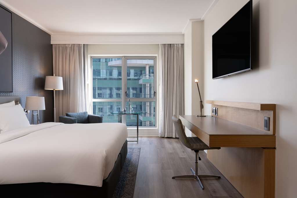 Фото Radisson Blu Gautrain Hotel, Sandton Johannesburg