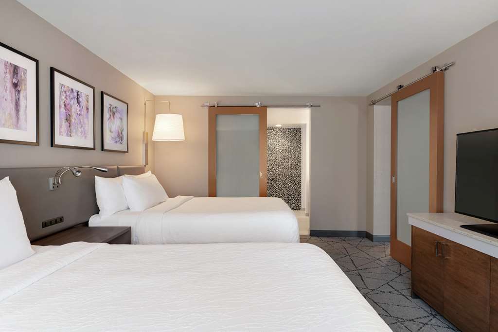 Фото Hilton Garden Inn Springfield