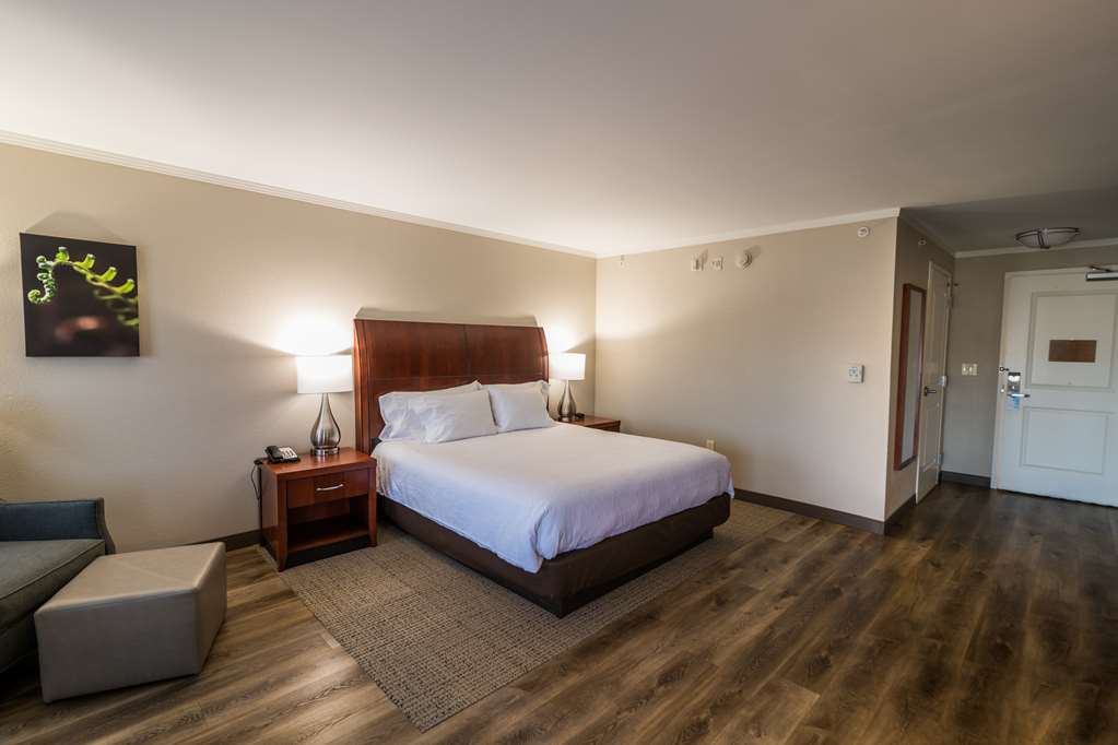 Фото Hilton Garden Inn Bowling Green