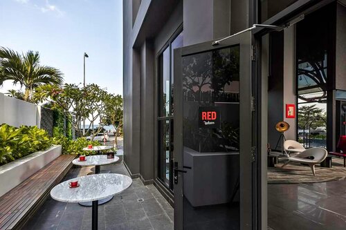 Гостиница Radisson Red Danang в Дананге