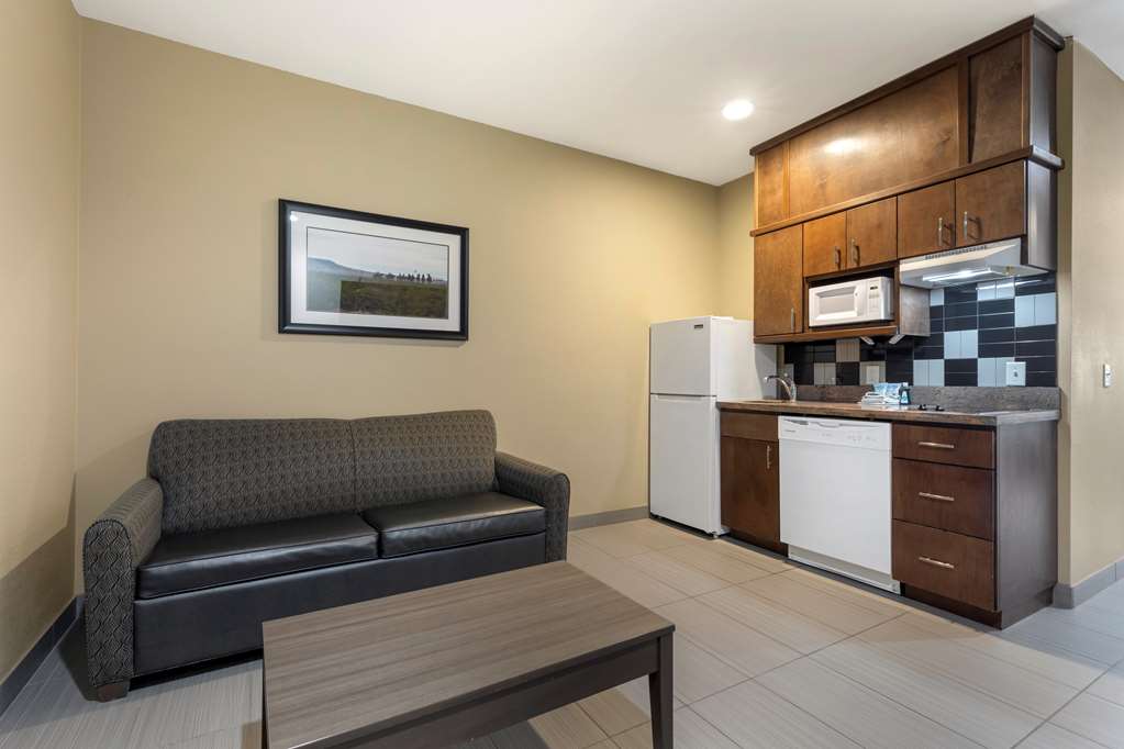 Фото Best Western Plus Fort Stockton Hotel