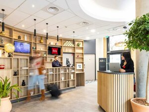 отель Ibis Marseille Centre Euromed