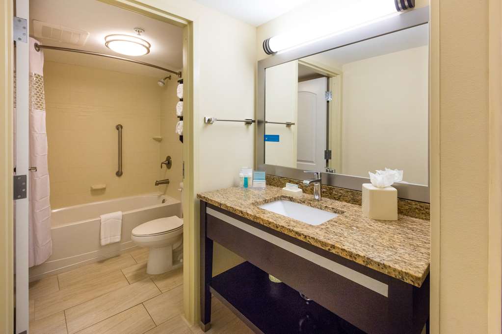 Фото Hampton Inn Daytona Beach/Beachfront