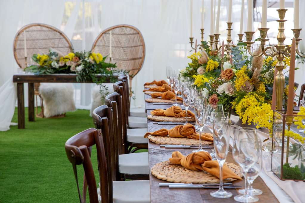 Фото The Reach Key West, Curio Collection by Hilton