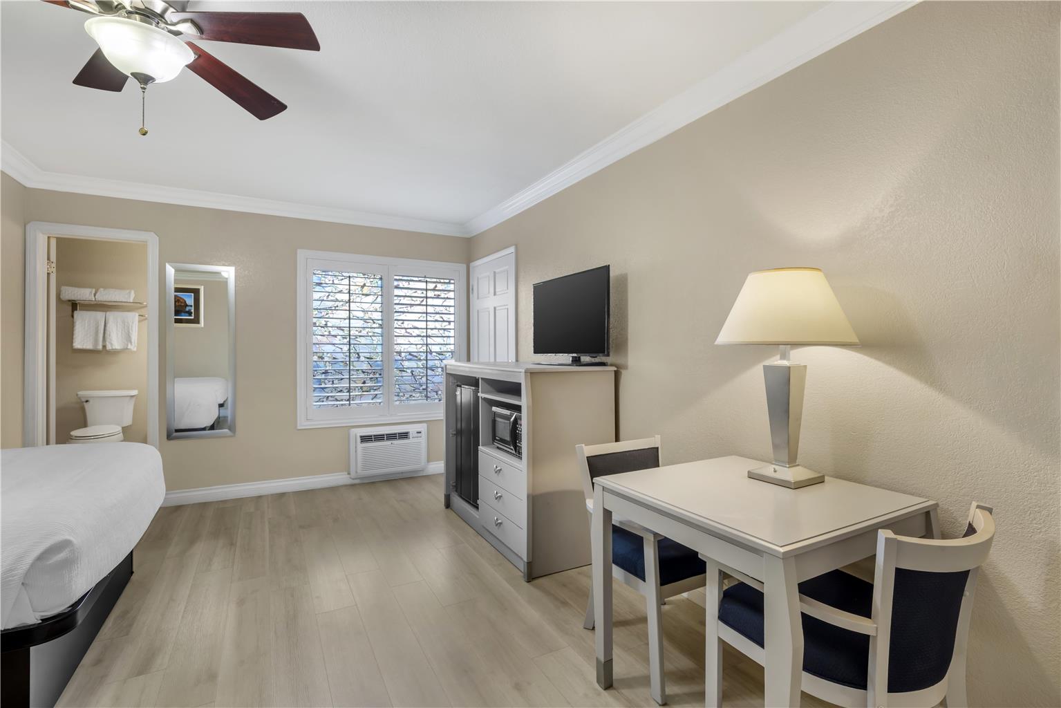 Фото Best Western Tradewinds