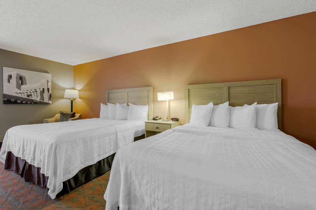 Фото Best Western Pecos Inn
