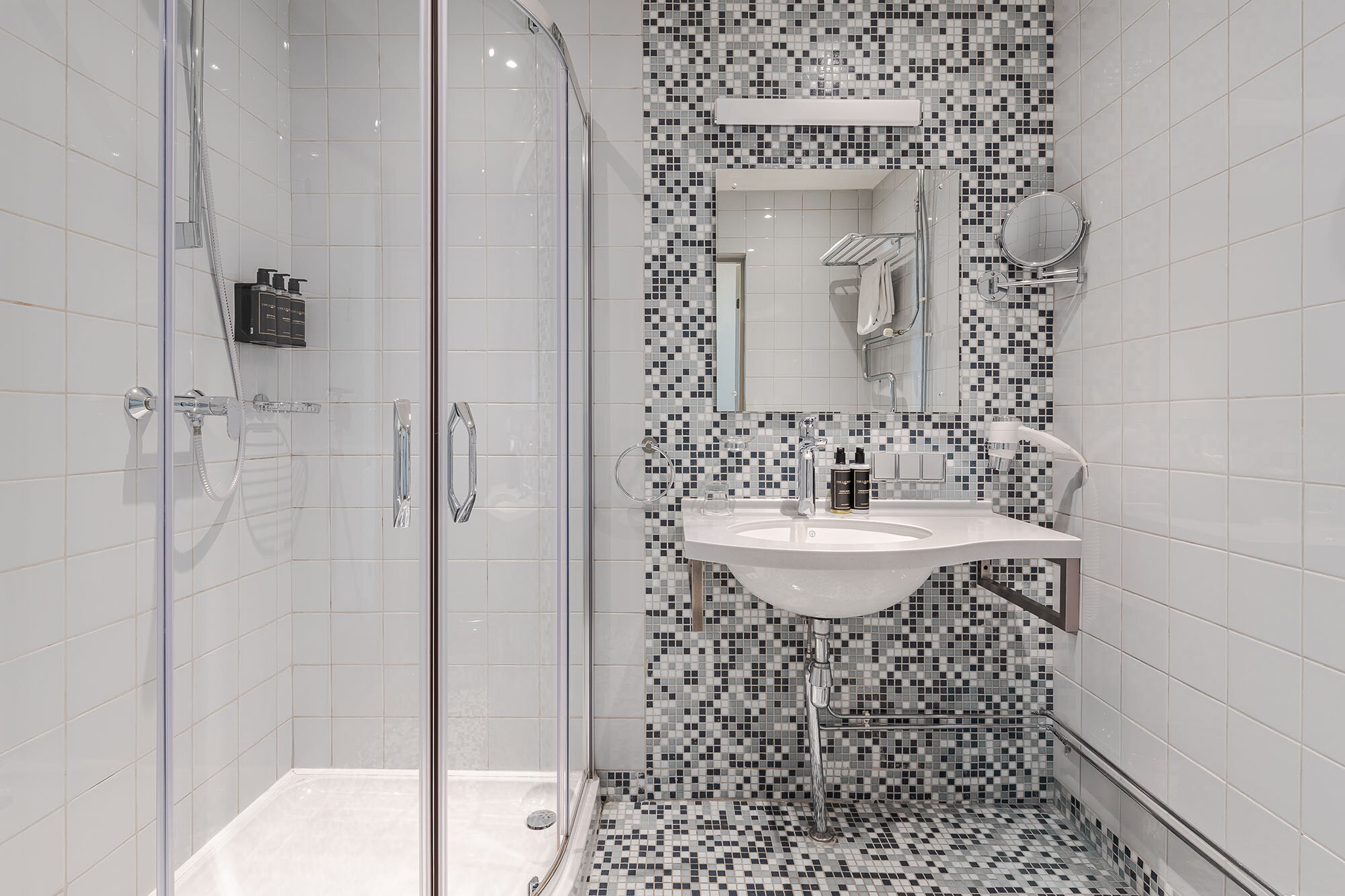 Фото Metropole by Semarah Hotels