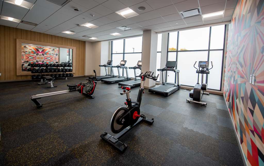 Фото Hilton Garden Inn Moncton Downtown