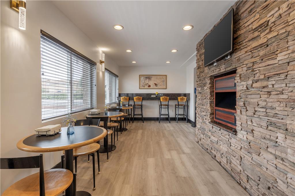 Фото Best Western Westminster Inn