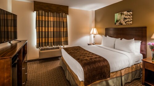 Гостиница Best Western Adams Inn Quincy-Boston