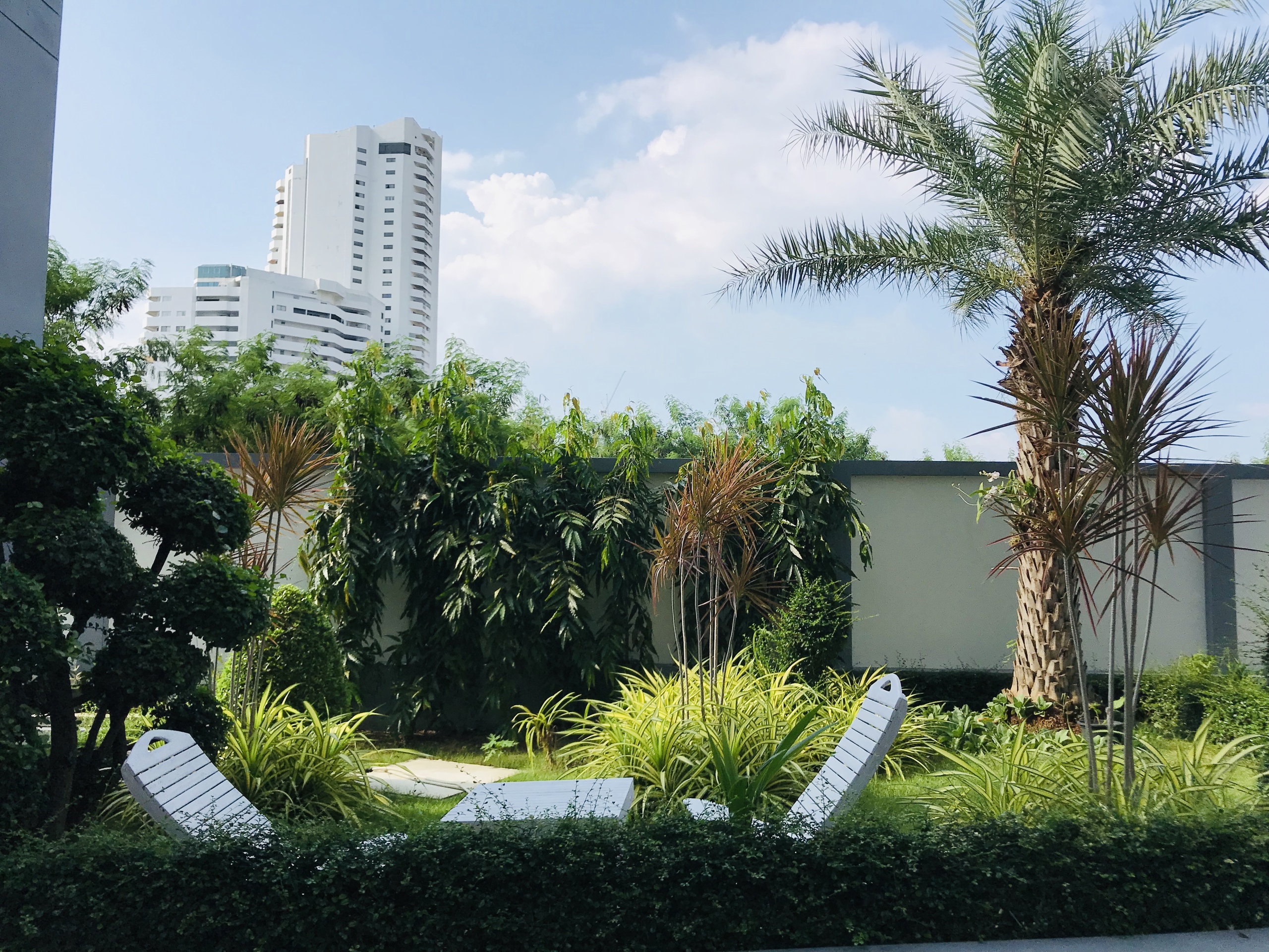 Фото Trio Gems Condominium