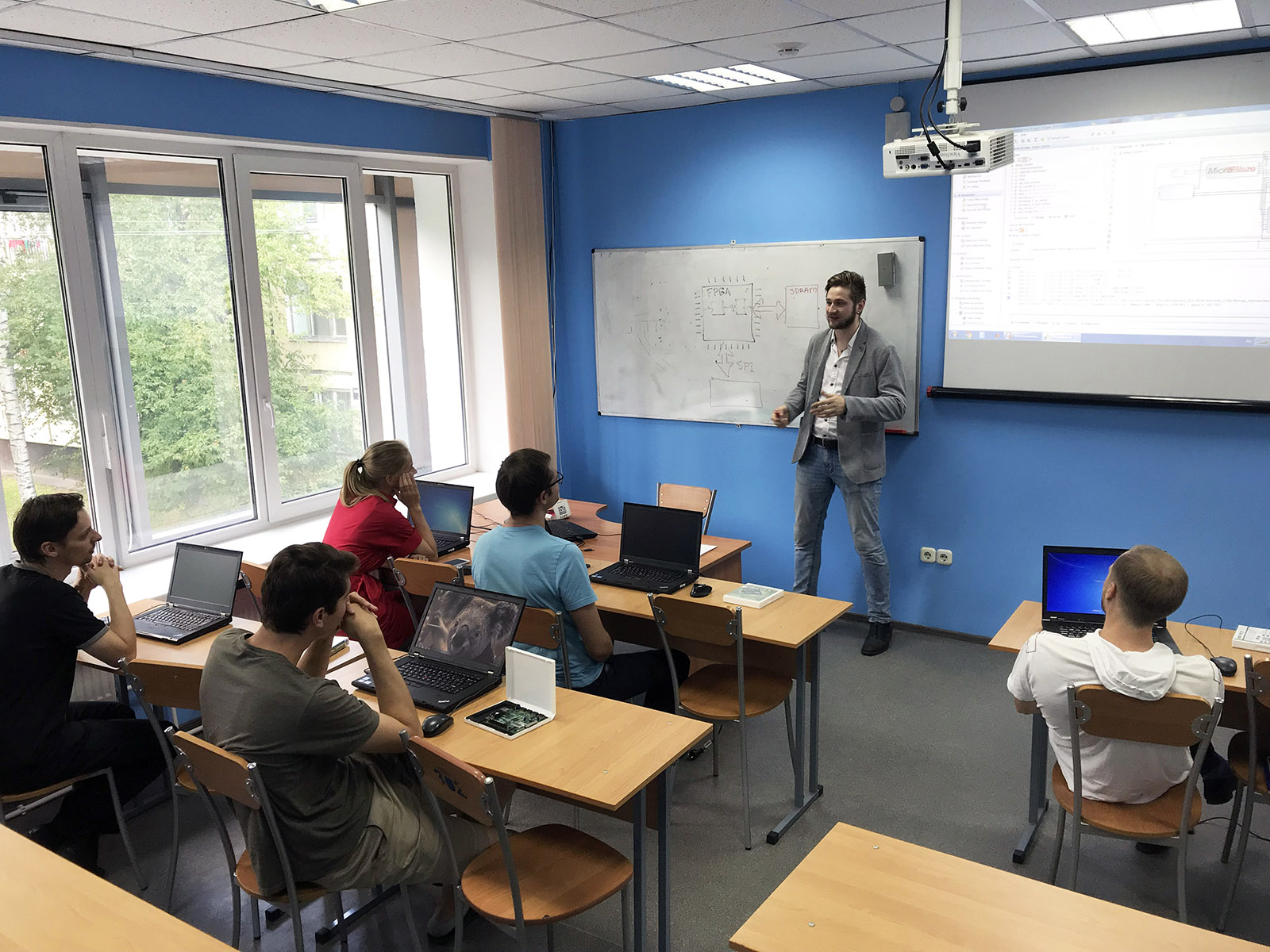 Кабинет института