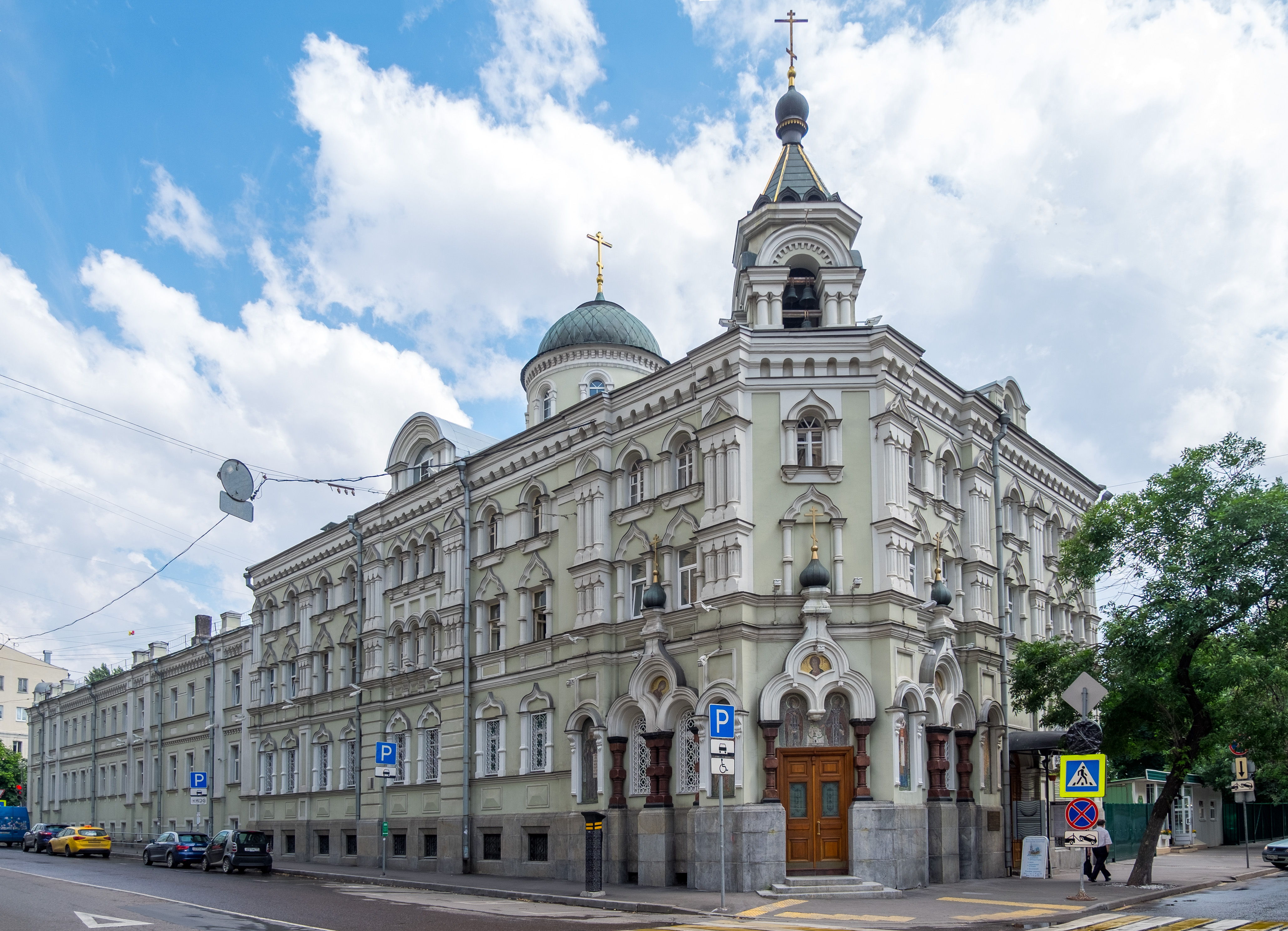 Советские фото поликлиники в здании валаамского подворья