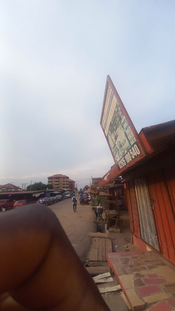 Supermarket Ella-sam enterprise, Accra, photo