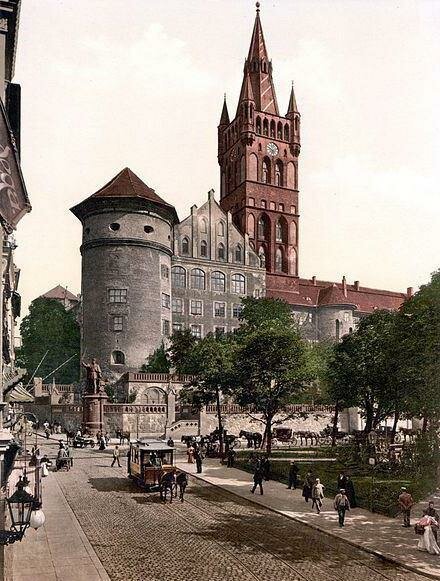 Turistik yerler Ruins of the Royal Castle, Kaliningrad, foto