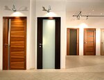 StroiFond (Boyevoy Drive, 34Б), puertas