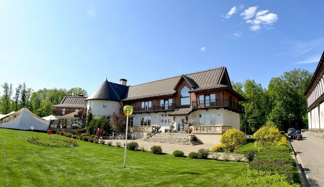 Фото отеля 1