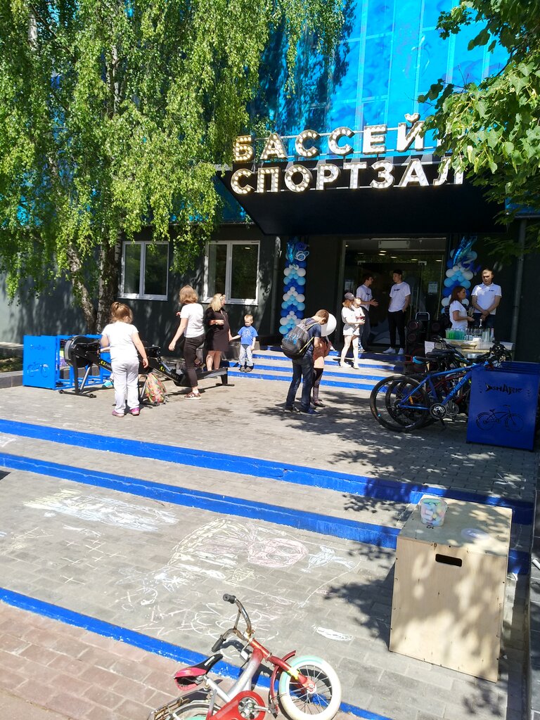 Shark ул гагарина 22а фото Панорама: Shark, спортивный комплекс, ул. Гагарина, 22А, Чехов, Россия - Яндекс.