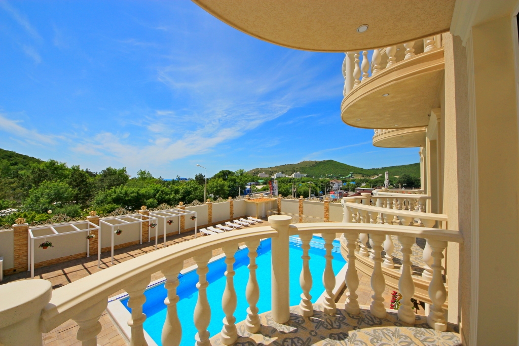 Фото отеля 1