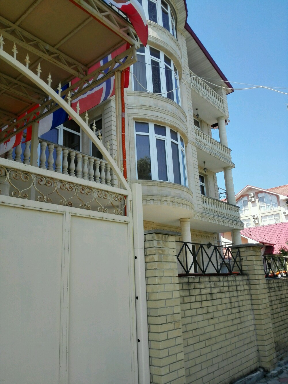 Фото отеля 3